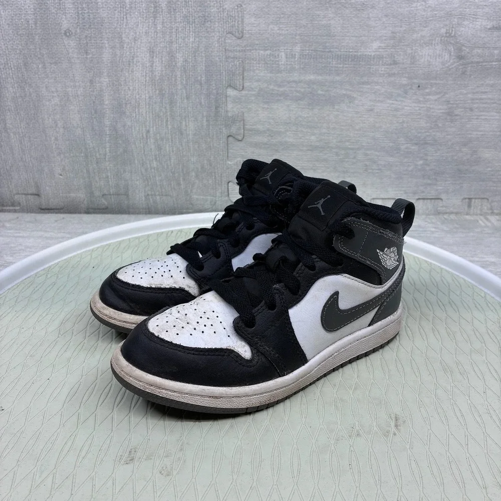 Nike Air Jordan 1 Mid Shoes Kids Size 13C Black White Gray Sneakers DQ8424-001